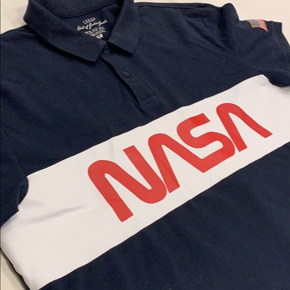 HOST PICK! H&M Polo Shirt - Picture 2 of 4